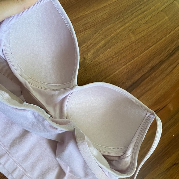 ✨3 FOR $30 SALE light pink cami w built in bra - Picture 4 of 5